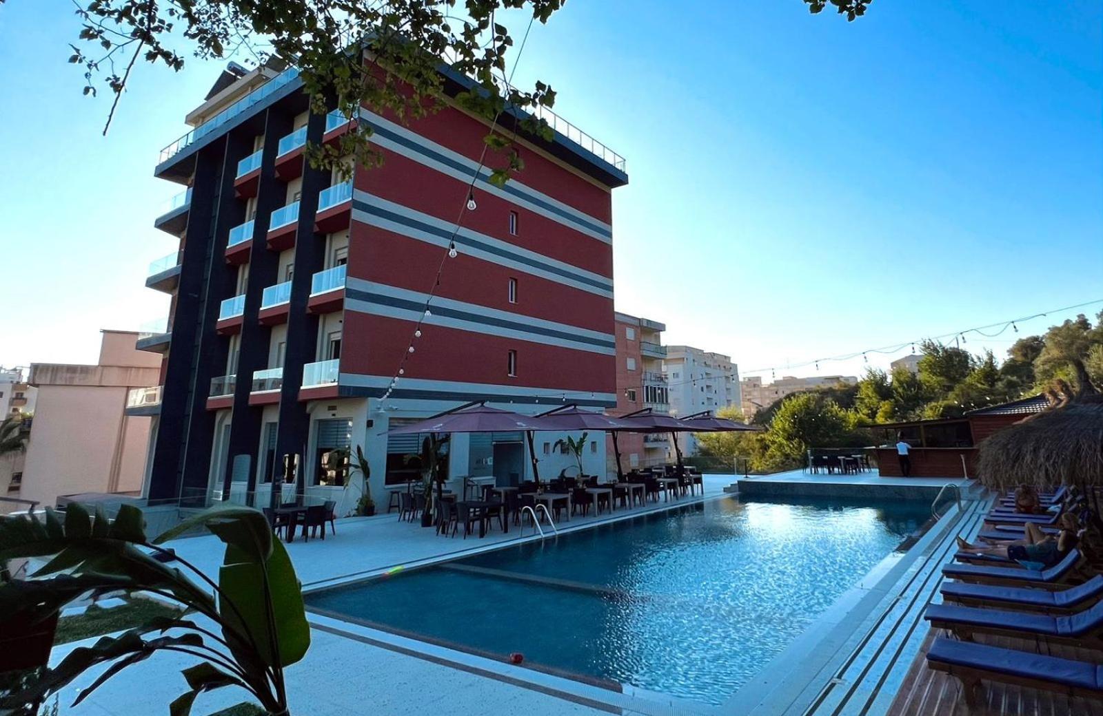 Olivia'S Hill Resort Kryemëdhenji Exterior foto